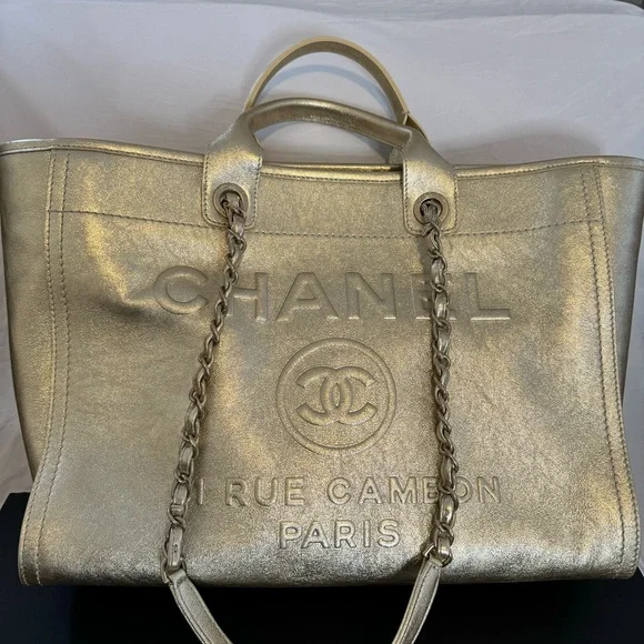 Limited Edition ! NWT Large Gold Calfskin Chanel Deauville Tote - Picture 2 of 15